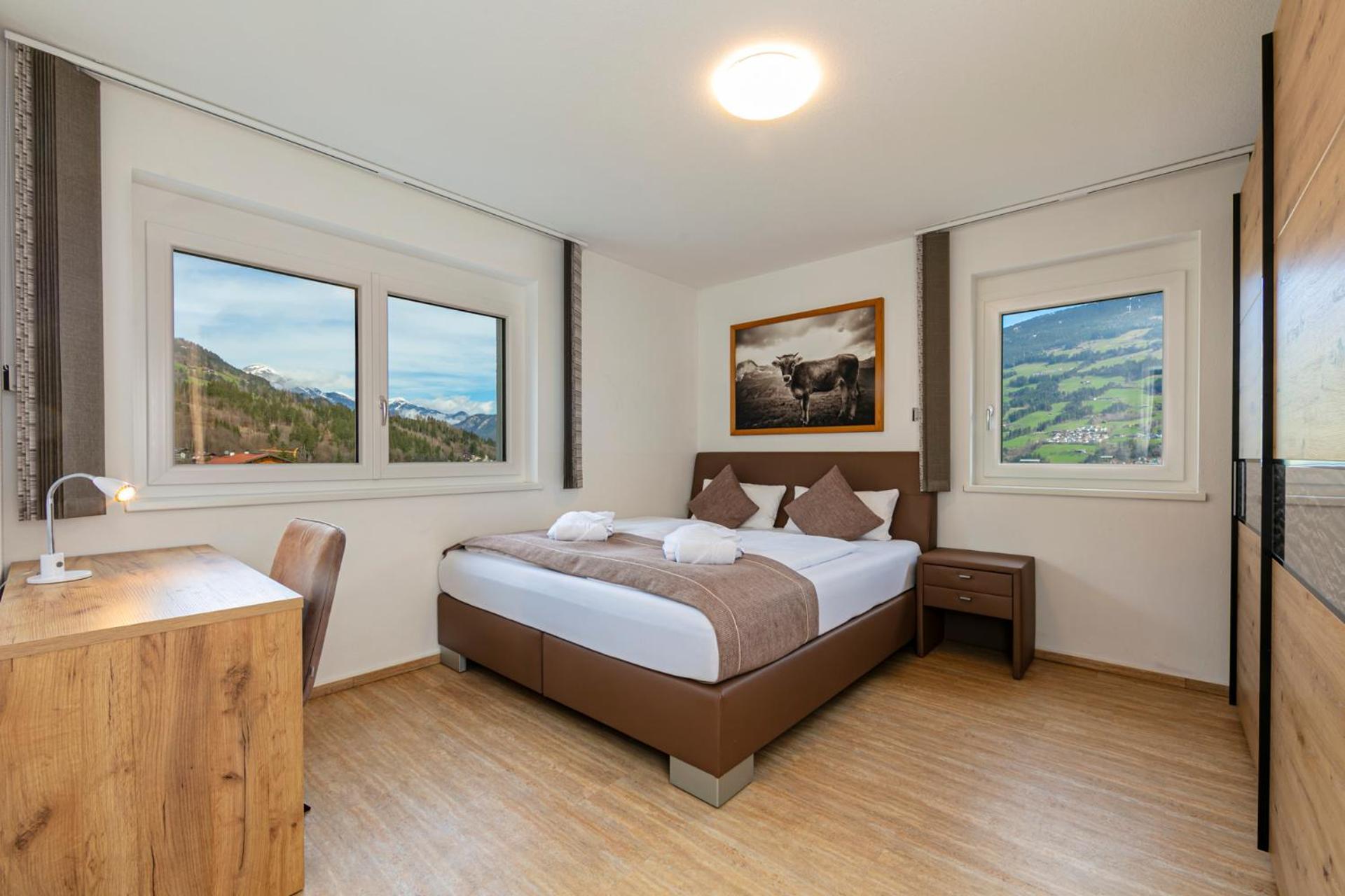 H21 - Modernes Ferienhaus 145Qm, 4Sz, Wellnessbereich Mit Sauna Und Dachterrasse Mit Panoramablick, Kuehlen Und Heizen Mit Geothermie Fuegen Ngoại thất bức ảnh